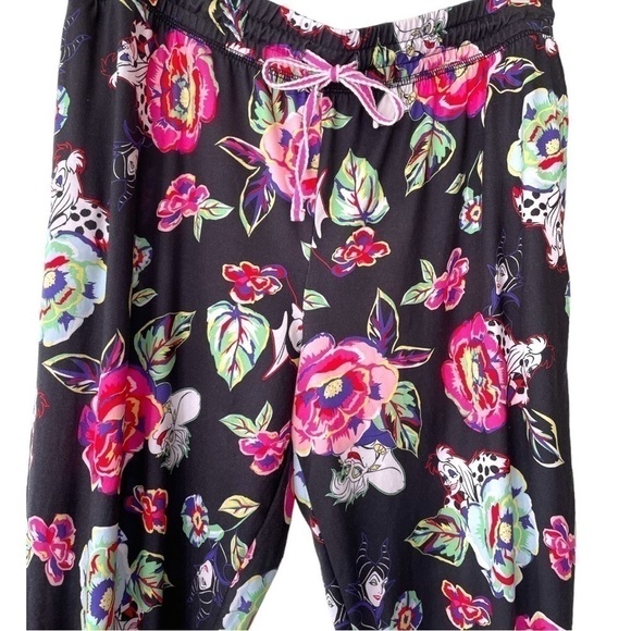 Disney pajamas, size XL, jogger bottom, pockets, excellent condition - Picture 2 of 7